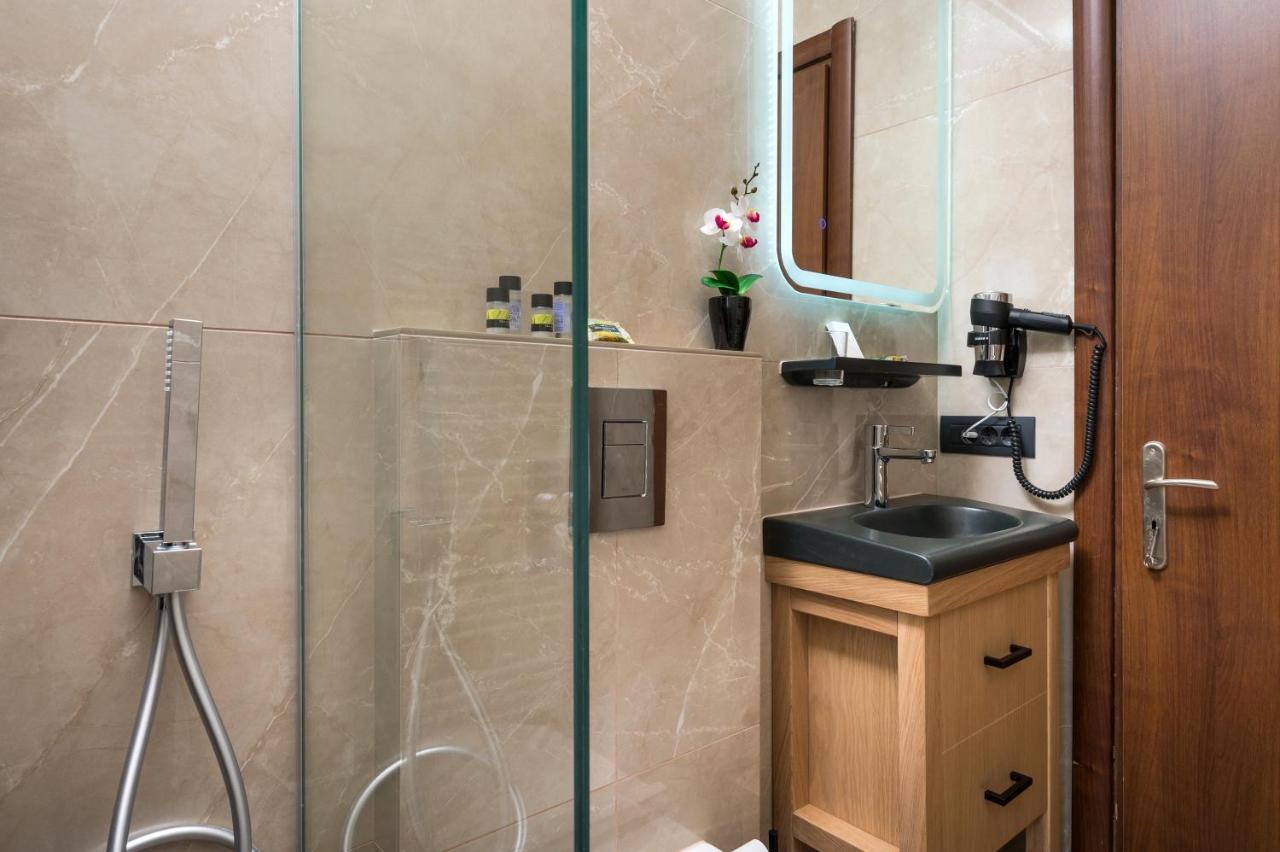 Anna Boutique Apartment Kato Daratso Esterno foto